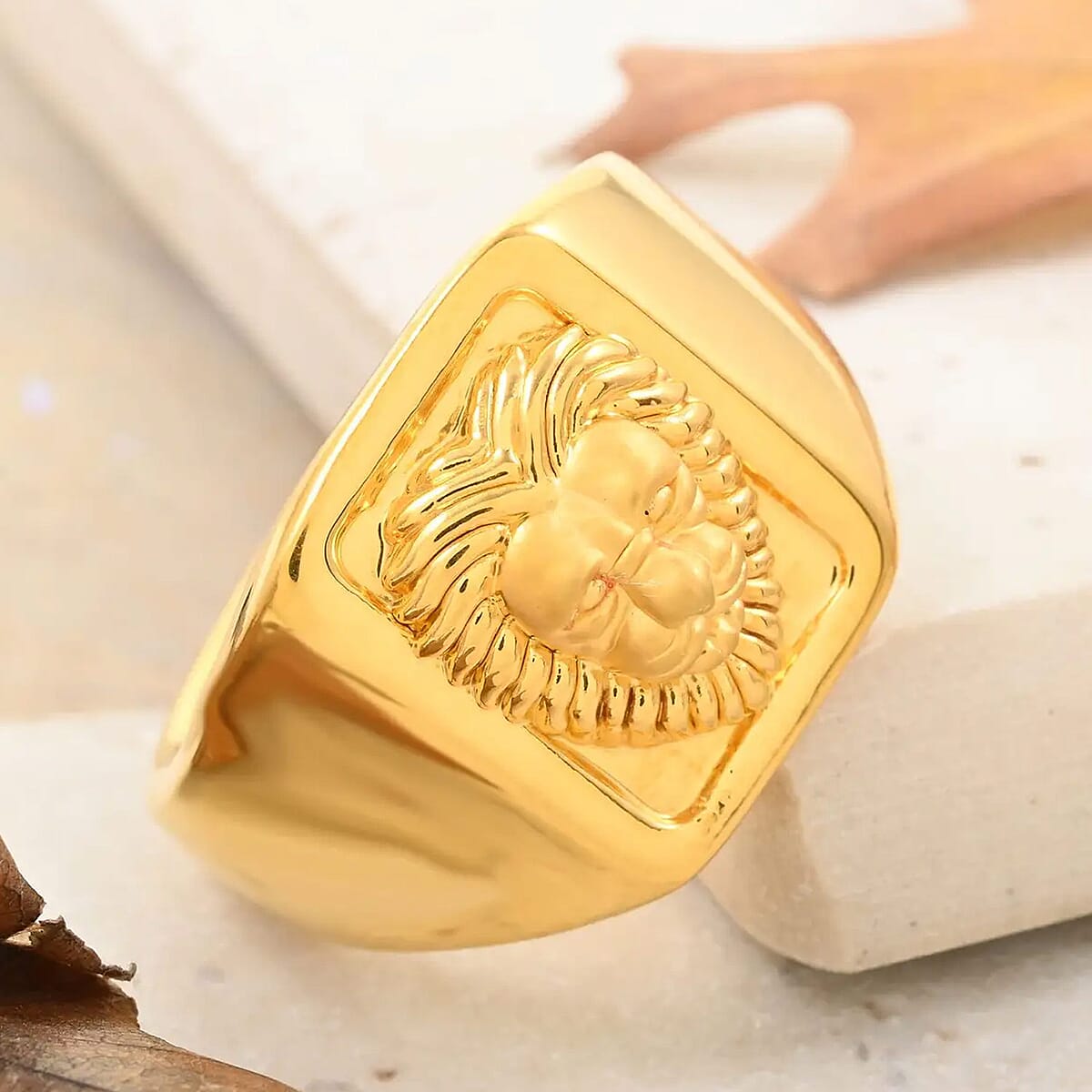 22K Yellow Gold Electroform Lion Signet Men's Ring (Size 10.0) 5.10 Grams image number 1