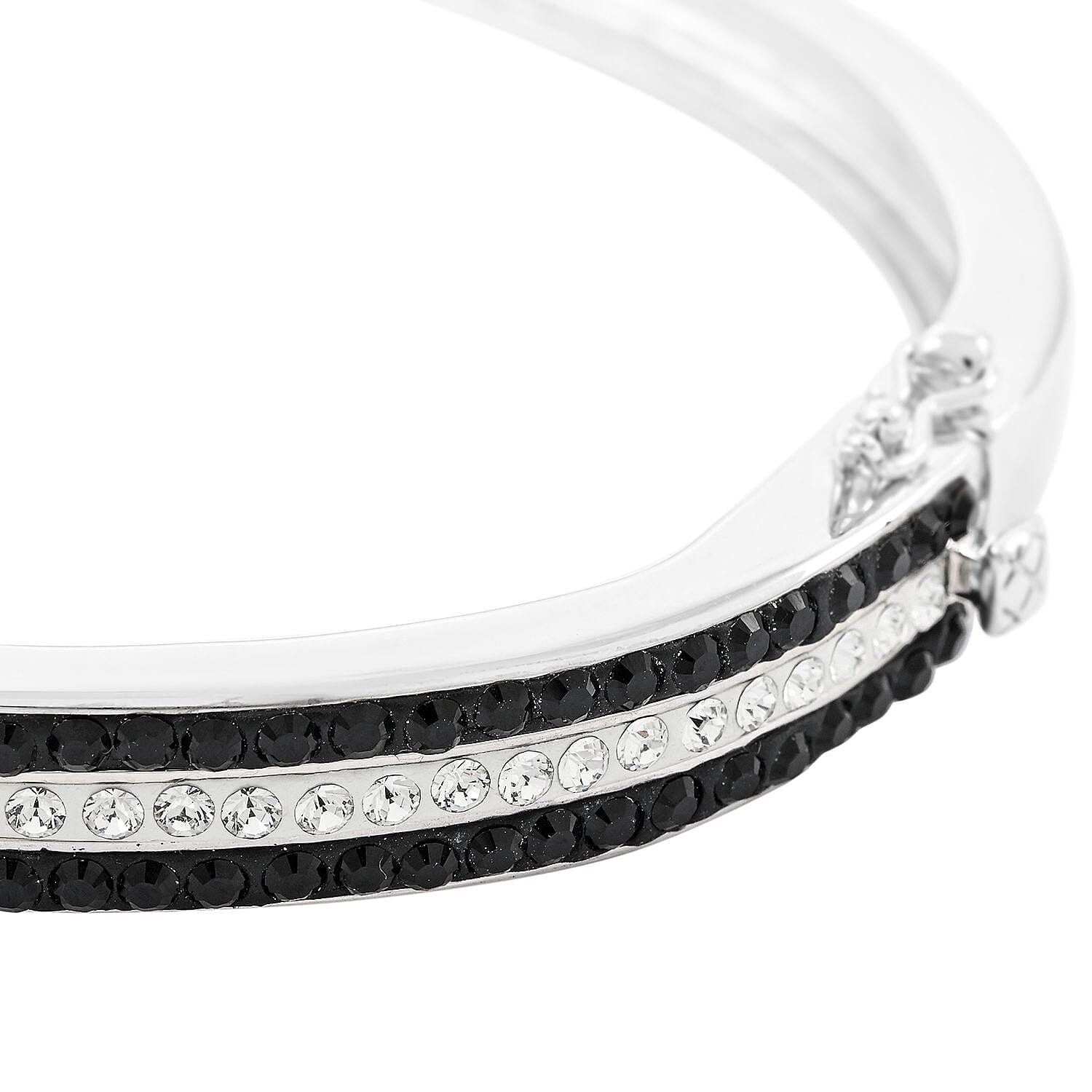 Black Austrian Crystal Bangle Bracelet in Silvertone (7.50 In) 4.13 ctw