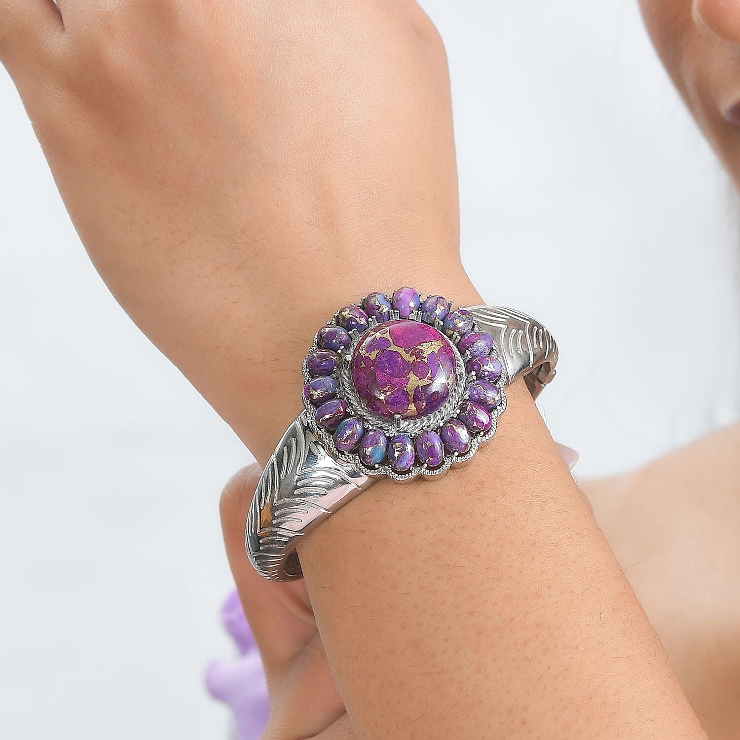 Mojave Purple Turquoise 34.30 ctw Cuff Bracelet in Stainless Steel (7.50 In)