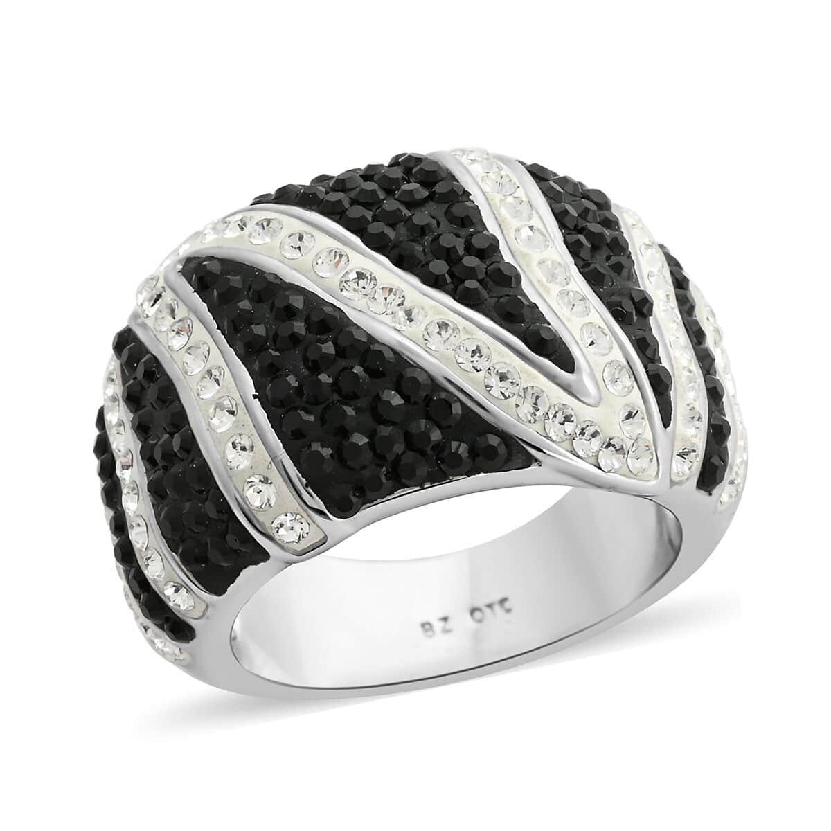 White and Black Austrian Crystal Ring in Silvertone (Size 7.0) image number 0