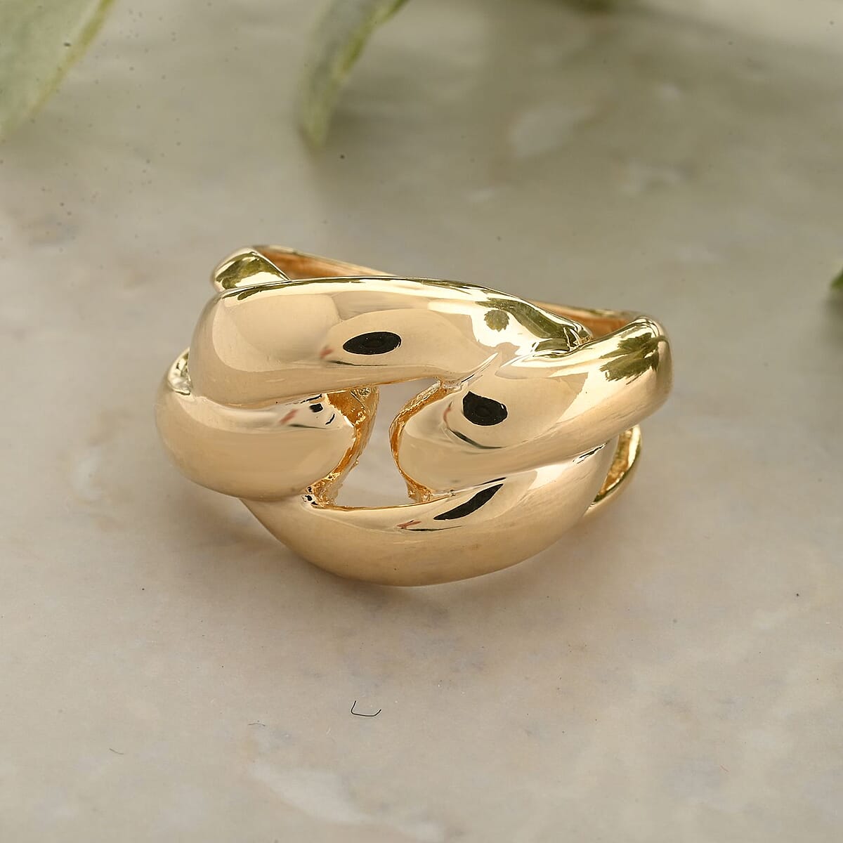 Chunky Ring in Goldtone (Size 8.0) image number 1