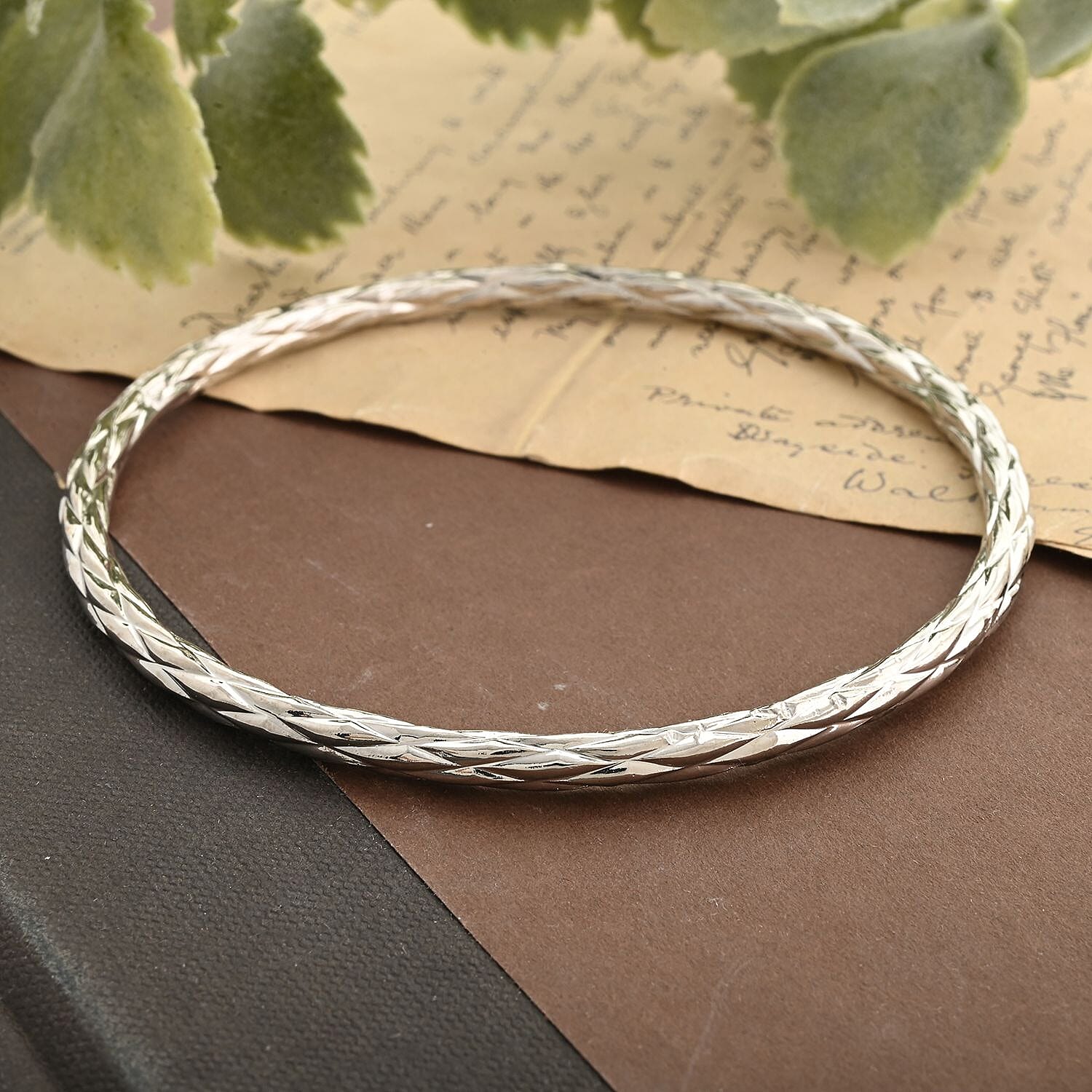 Quilted Pattern Bangle Bracelet in Silvertone (8.00 In)
