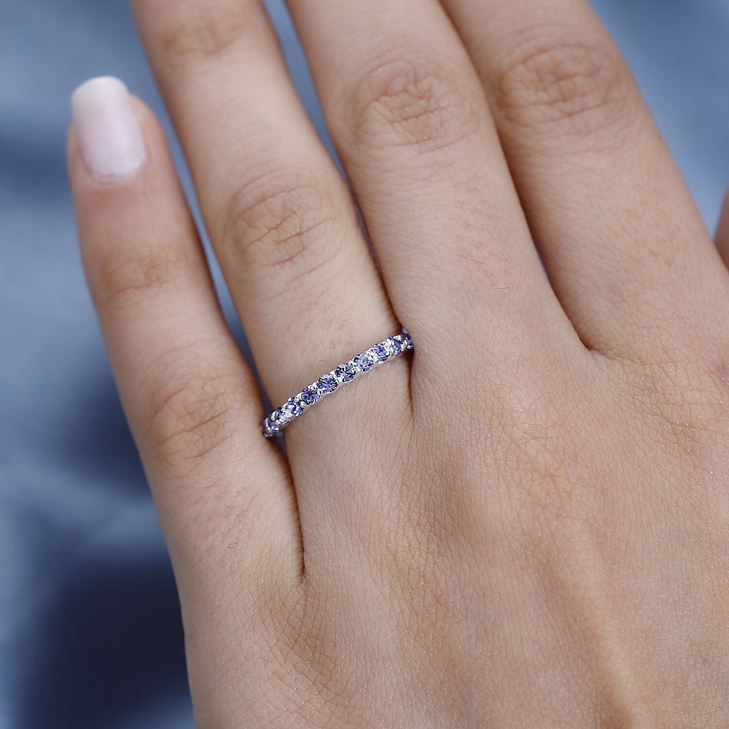 Designer Premium Tanzanite Color Austrian Crystal Eternity Band Ring in Sterling Silver (Size 8.0)