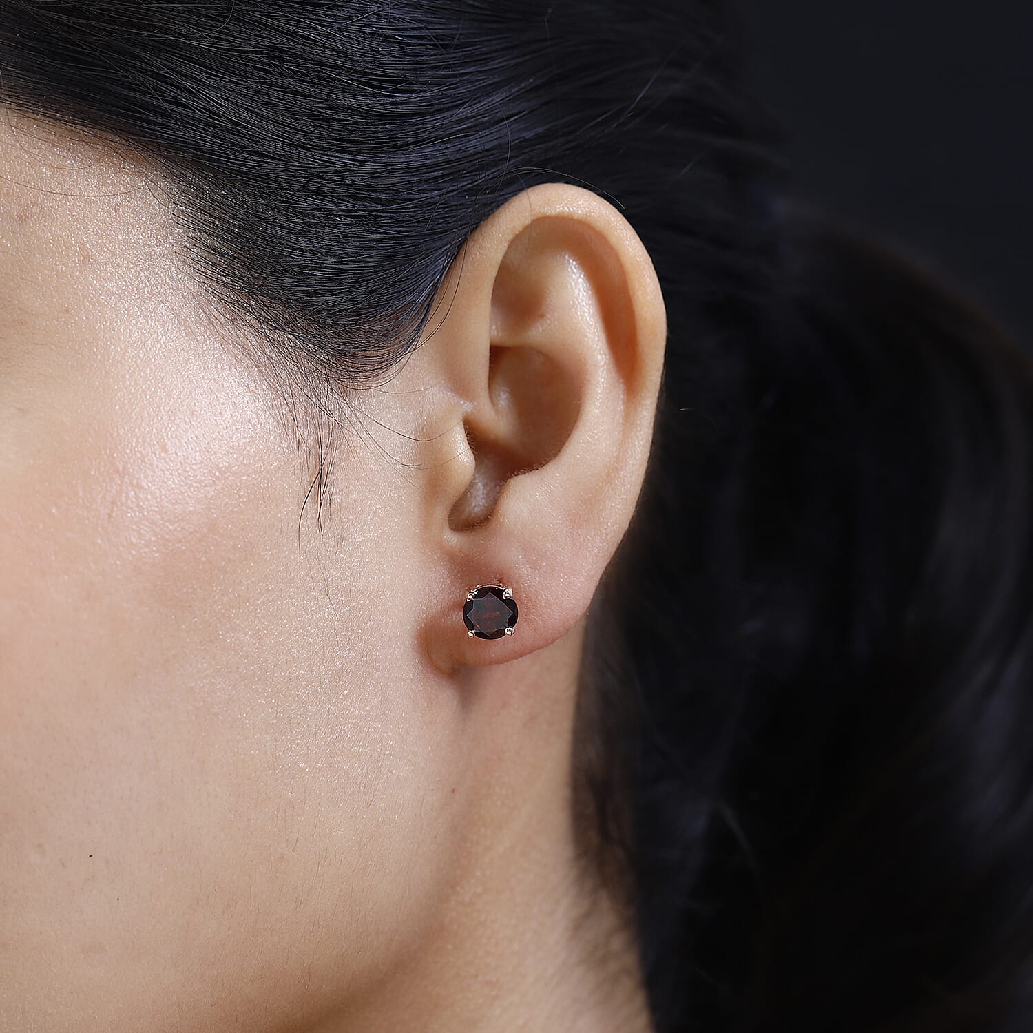 Orissa Rhodolite Garnet Solitaire Stud Earrings in Vermeil Rose Gold Over Sterling Silver 3.15 ctw