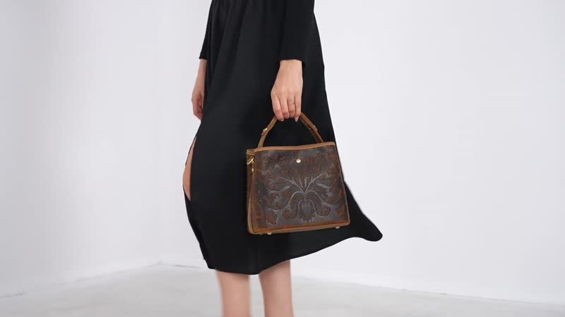 Italy Retor Noble Collection Coffee Color Genuine Leather Crossbody Bag (8.9"x5"x7.9") with Handle Drop and Shoulder Strap