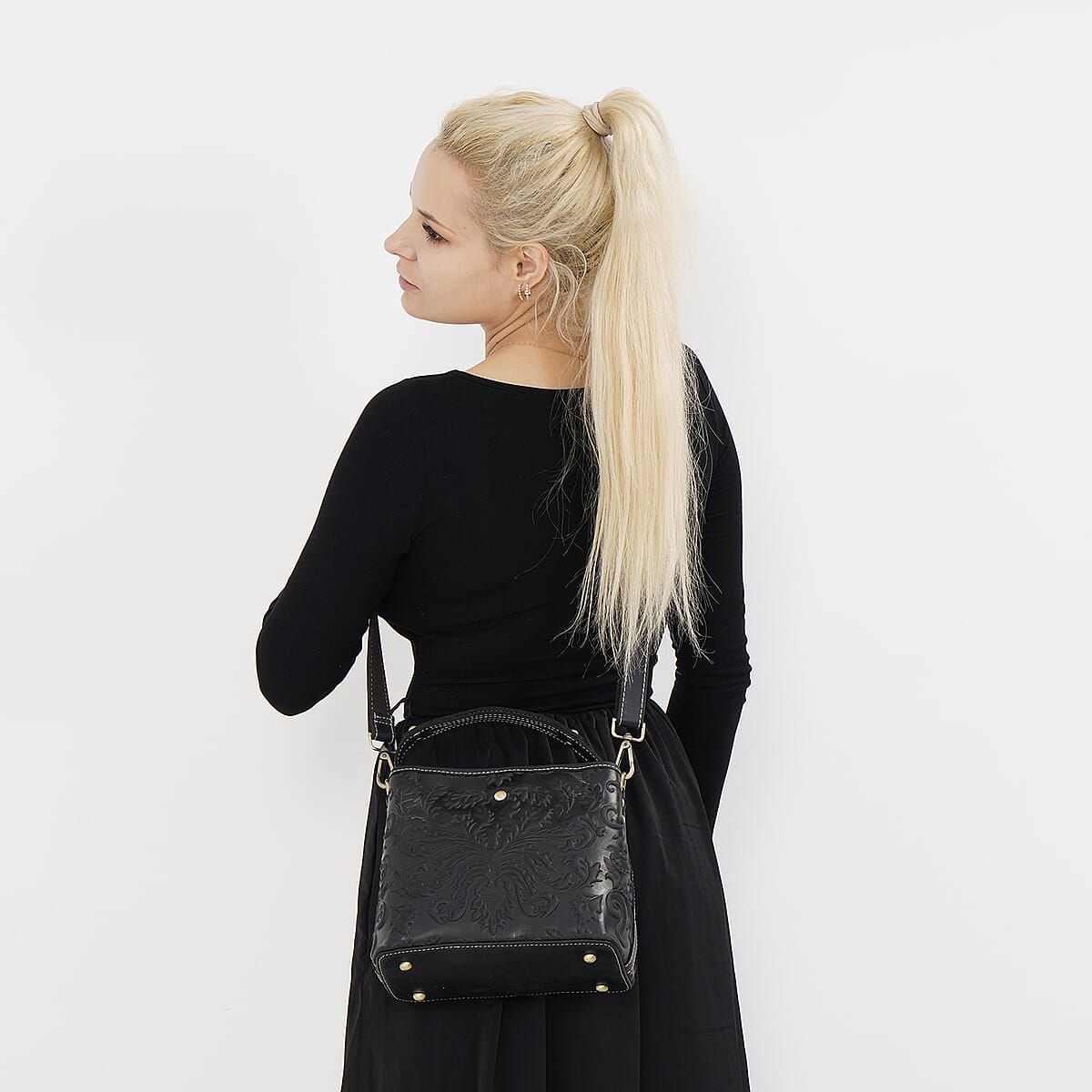 Italy Retro Noble Collection Black Color Genuine Leather Crossbody Bag with Handle Drop and Shoulder Strap image number 1