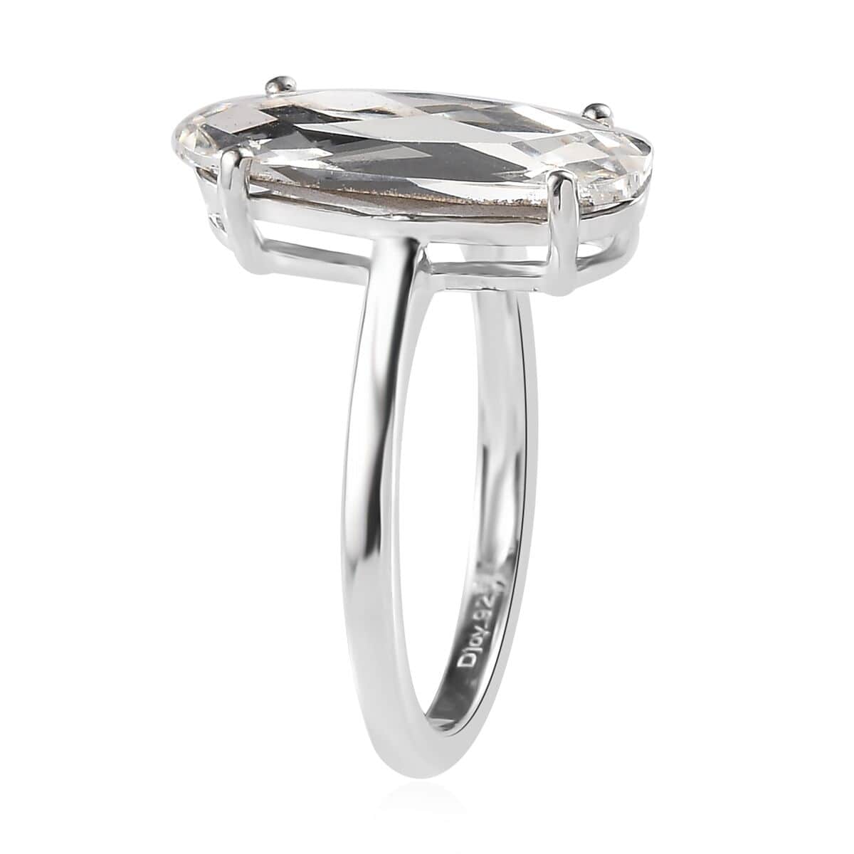 Designer Premium Austrian Crystal Solitaire Ring in Sterling Silver (Size 7.0) image number 3