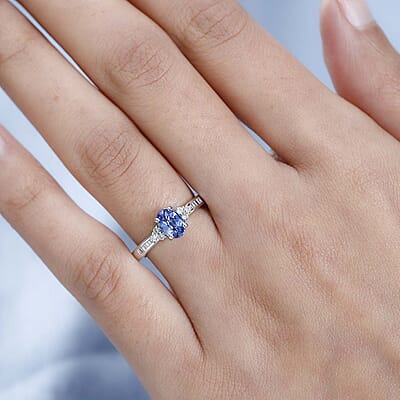 Luxoro 14K White Gold AAA Ceylon Blue Sapphire and G-H I2 Diamond Ring (Size 10.0) 1.10 ctw