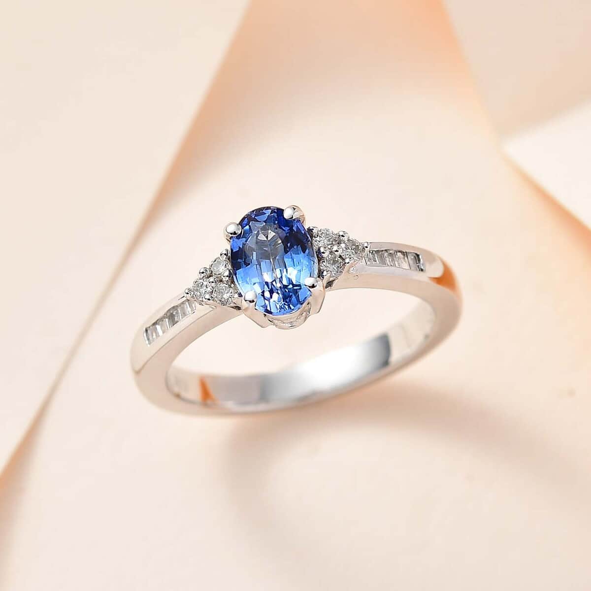 Luxoro 14K White Gold AAA Ceylon Blue Sapphire and G-H I2 Diamond Ring (Size 7.0) 1.10 ctw image number 1