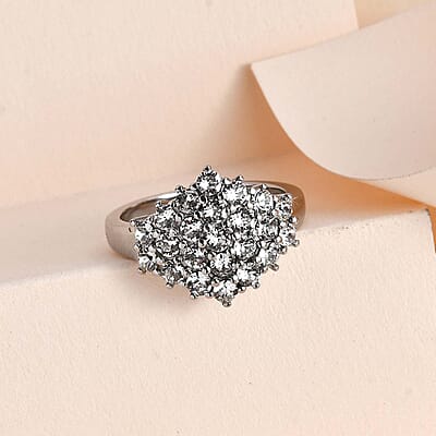 Designer Premium Austrian Crystal Cluster Ring in Stainless Steel (Size 10.0)