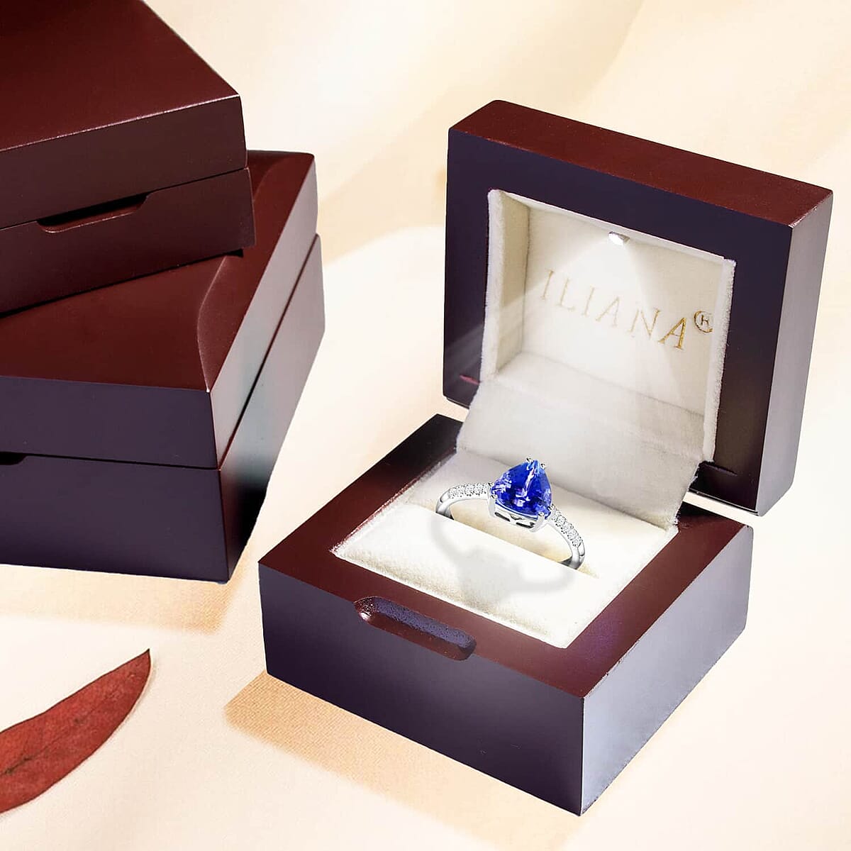 Certified & Appraised Iliana AAA Tanzanite and Diamond 2.05 ctw Ring in 18K White Gold, Diamond Gold Ring, Wedding Rings (Size 6.5) image number 7