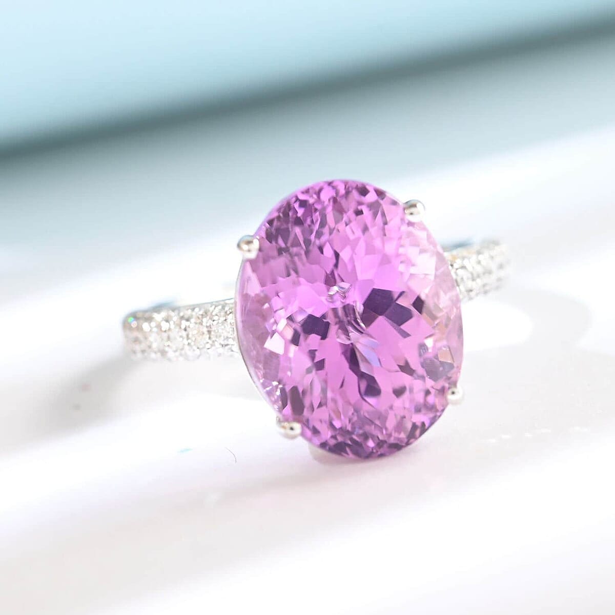 Certified & Appraised Rhapsody 950 Platinum AAAA Patroke Kunzite and E-F VS Diamond Ring (Size 7.5) 6.85 Grams 9.20 ctw image number 1