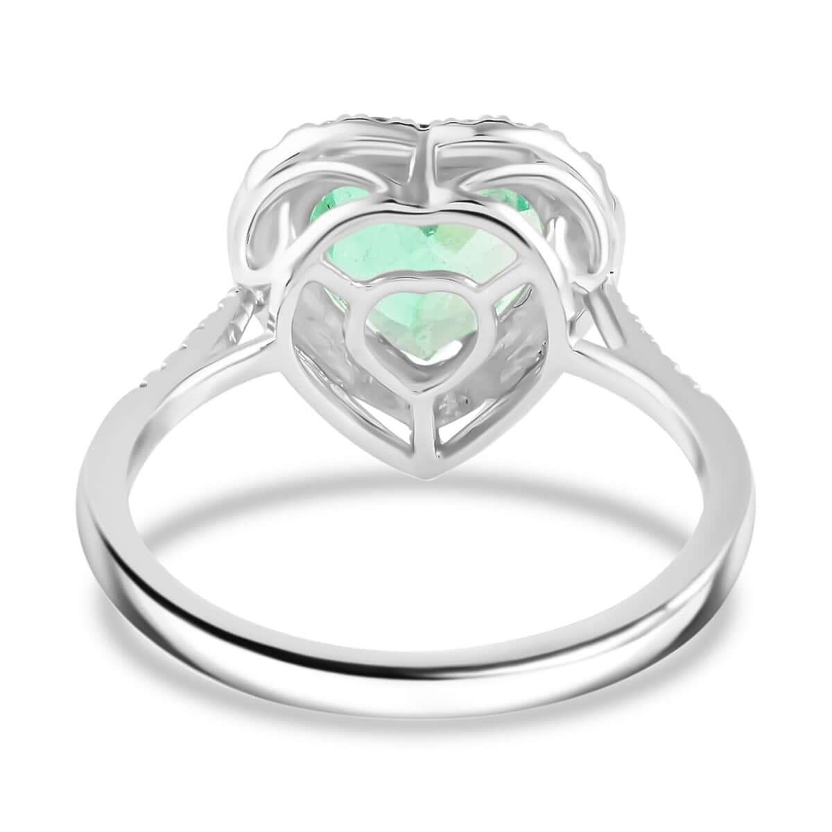 Certified & Appraised Rhapsody 950 Platinum AAAA Boyaca Colombian Emerald and E-F VS Diamond Heart Halo Ring (Size 7.5) 4.30 Grams 2.25 ctw image number 4