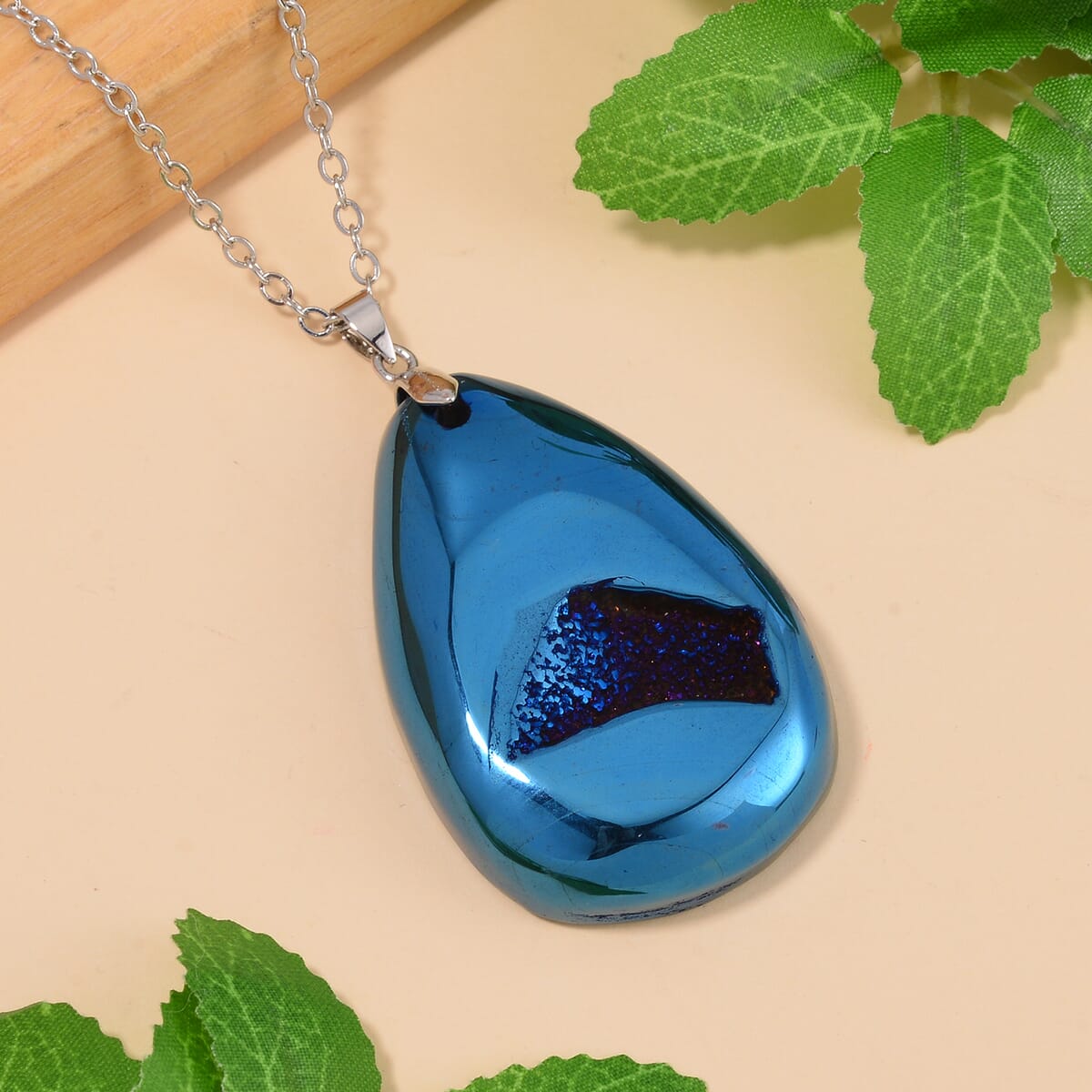 Coated Blue Drusy Quartz Pendant Necklace 20 Inches in Stainless Steel 125.00 ctw image number 1
