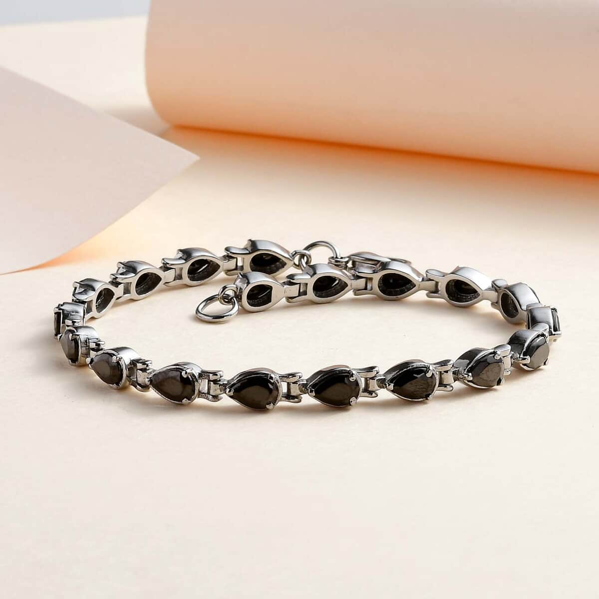 Elite Shungite Bracelet in Stainless Steel (8.00 In) 4.85 ctw image number 1