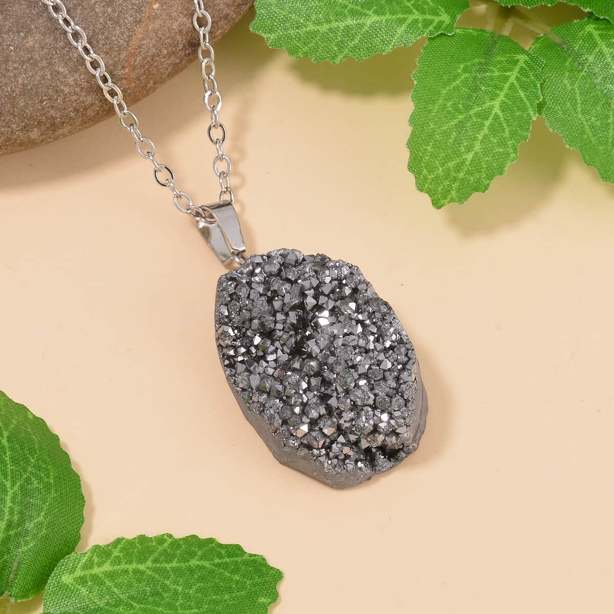 Silver Color Plated Drusy Quartz Pendant Necklace 20 Inches in Stainless Steel 85.00 ctw image number 1