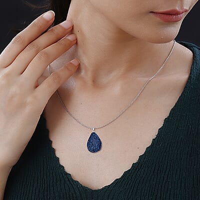 Coated Blue Drusy Quartz Pendant Necklace 20 Inches in Stainless Steel 85.00 ctw