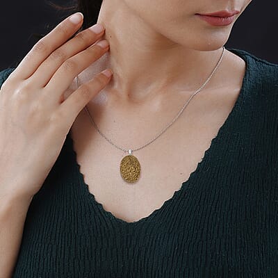 Gold Color Plated Drusy Quartz Pendant Necklace 20 Inches in Stainless Steel 85.00 ctw