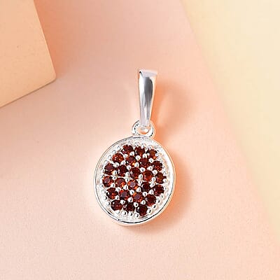 Mozambique Garnet Pendant without Chain in Sterling Silver 0.25 ctw
