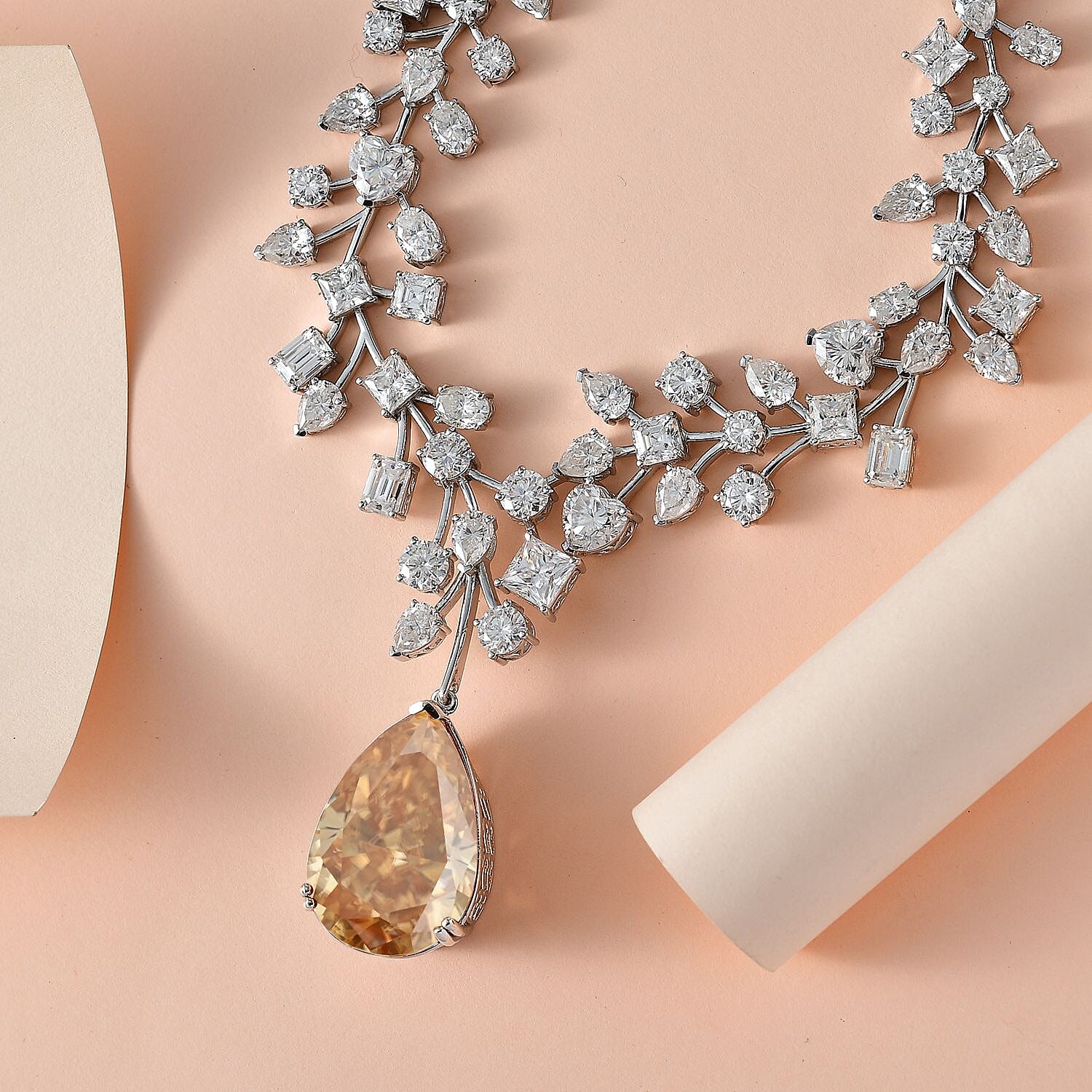 【HYERES LOR】Essence Silver(W) Moissanite Triple Necklace Amazon.com: Moissanite Luxury Diamond Sterling Silver