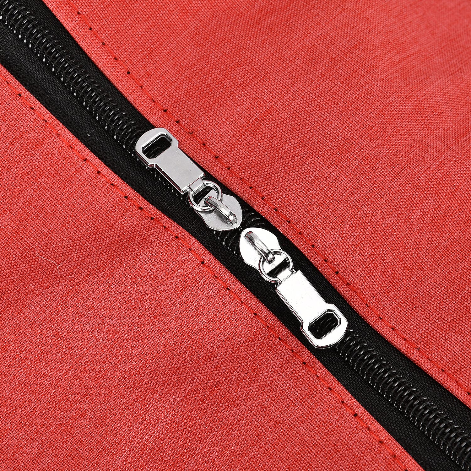 Red Color Durable and Lightweight Travel Bag with Handle Drop and Shoulder Strap