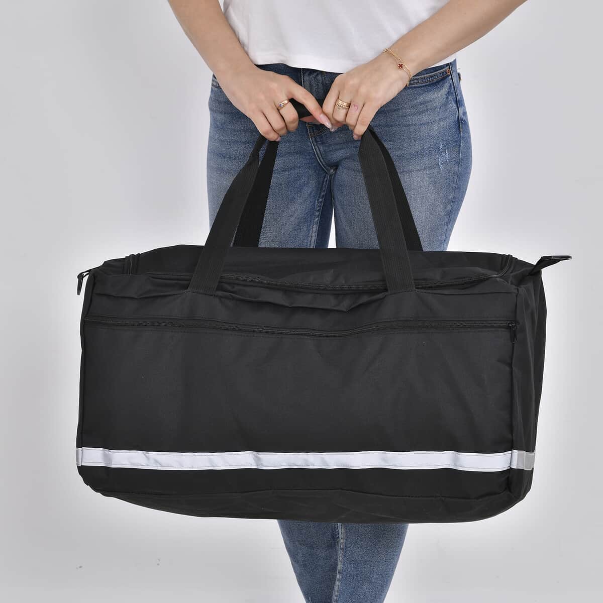 Black Polyester Large-capacity Travel Bag with Shoulder Strap image number 2