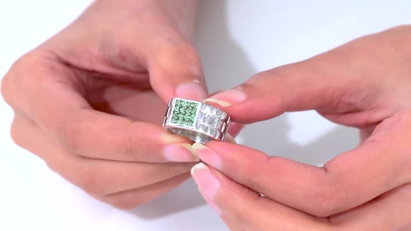 Premium Tsavorite Garnet Men's Ring in Platinum Over Sterling Silver (Size 10.0) 0.85 ctw