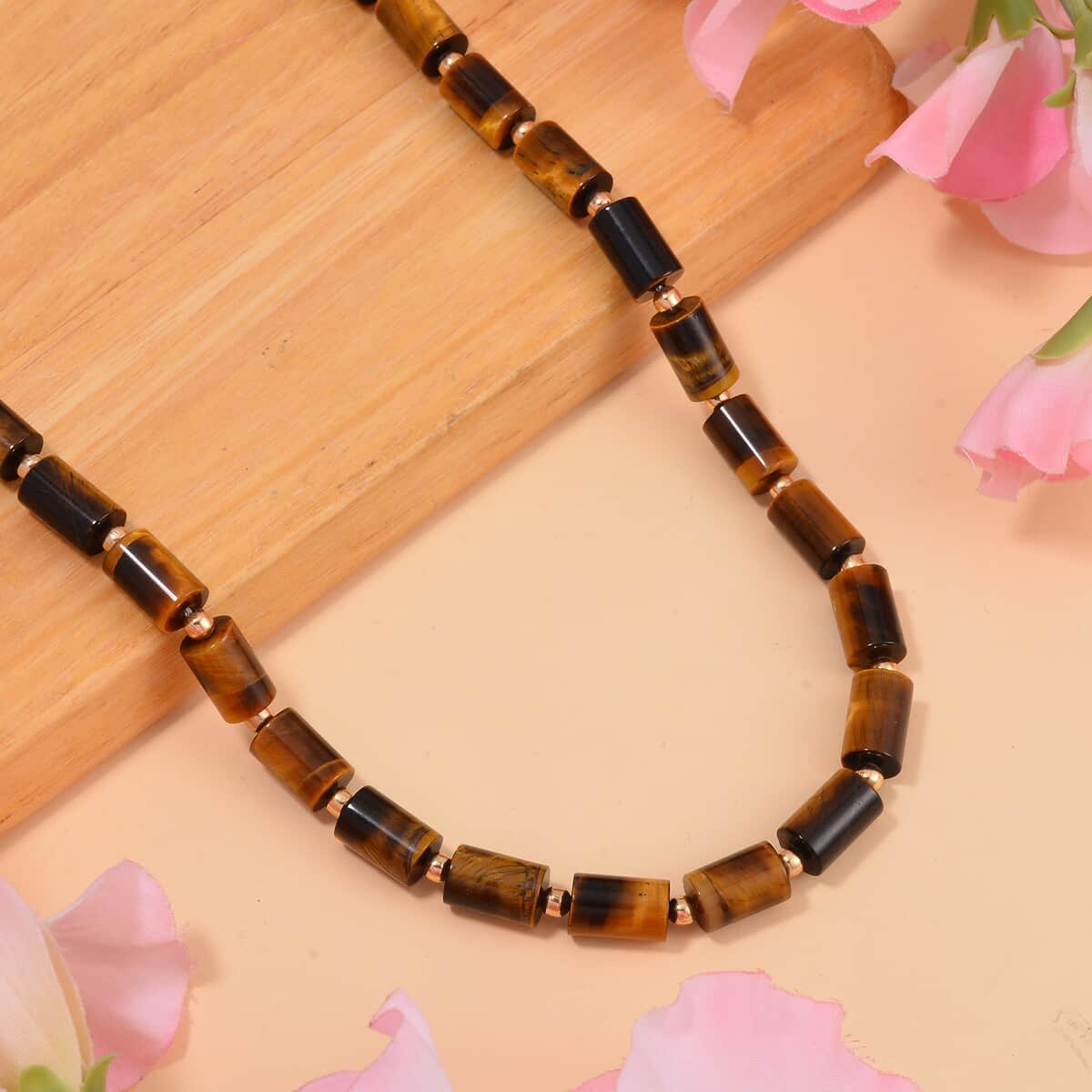 Yellow Tigers Eye 204.00 ctw Necklace in Goldtone 18-20 Inches image number 1