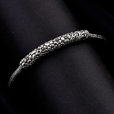 Bali Legacy Sterling Silver Toggle Clasp Frangipani with Filigree Bracelet (6.50-8.0In) 11.90 Grams