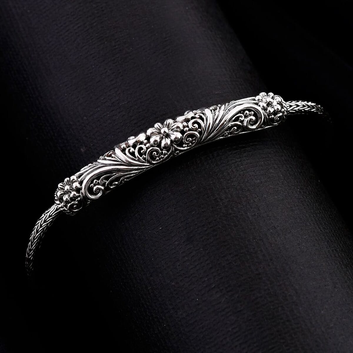 Bali Legacy Sterling Silver Toggle Clasp Floral Bracelet (6.50-8.0In) 12.35 Grams image number 1