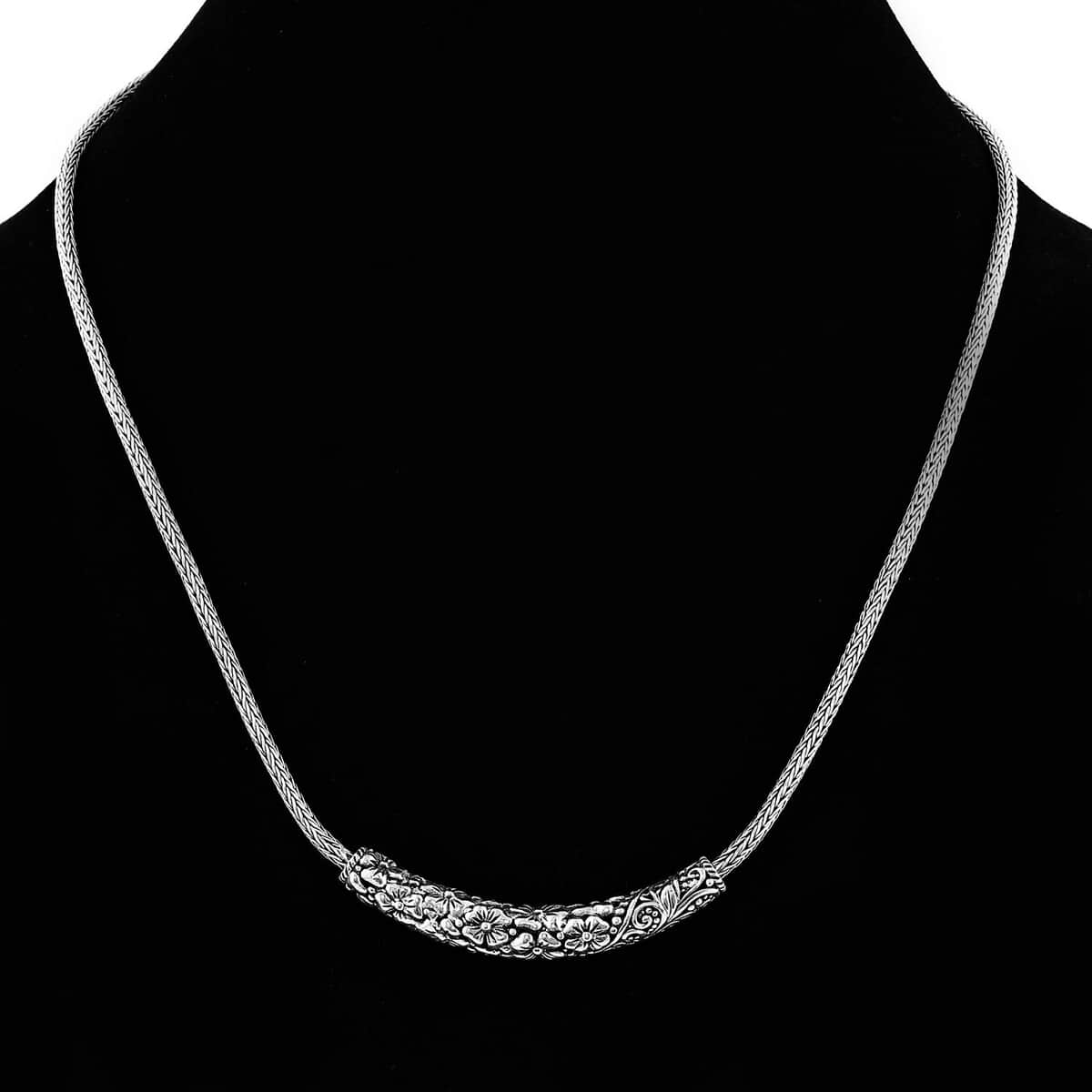 Bali Legacy Sterling Silver Frangipani with Filigree Necklace 18-19 Inches 21 Grams image number 2