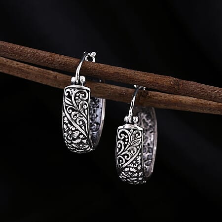 Filigree - Product card gallery slide 2 (10177312031033)