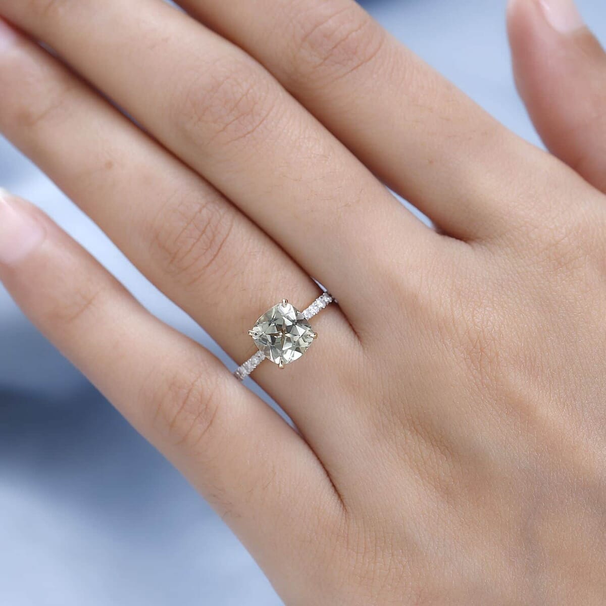 14K Yellow Gold AAA Turkizite and G-H I3 Diamond Ring (Size 11.0) 2.75 ctw image number 2