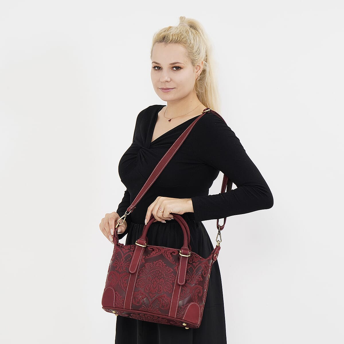 Italy Retro Noble Collection Burgundy Color Genuine Leather Crossbody Bag With Handle Drop and Shoulder Strap image number 1