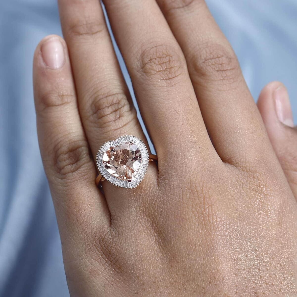 Luxoro 14K Rose Gold AAA Marropino Morganite and G-H I2 Diamond Heart Ring (Size 6.0) 4.50 Grams 5.10 ctw image number 2