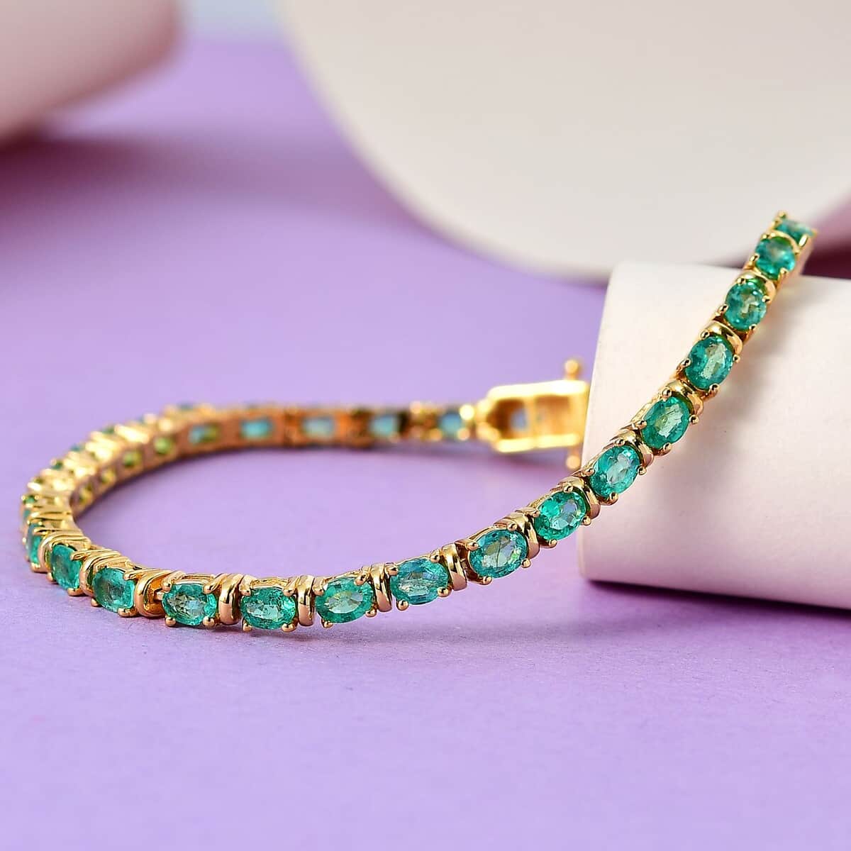 Premium Kagem Zambian Emerald 4.70 ctw Tennis Bracelet in Vermeil Yellow Gold Over Sterling Silve (8.00 In) image number 1