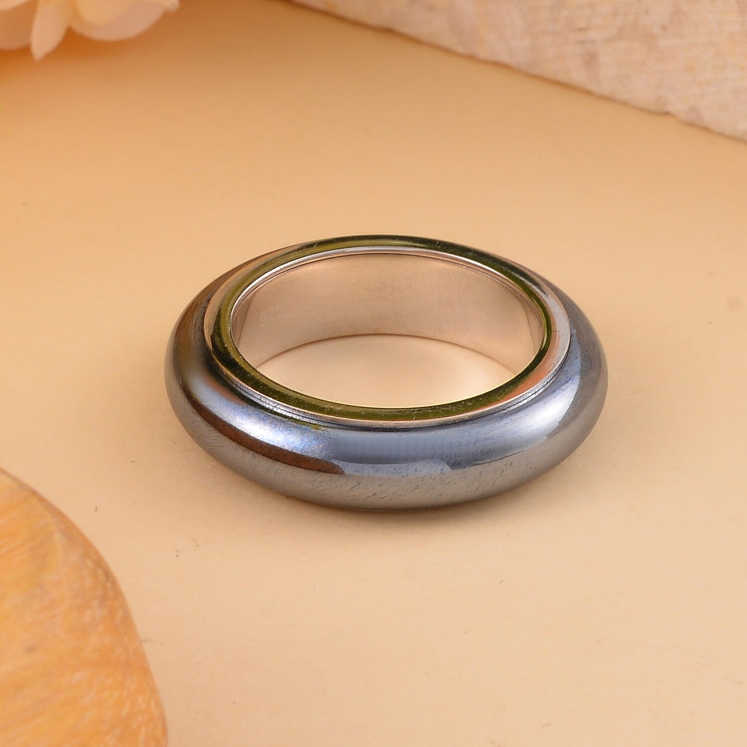Terahertz Movable Band Ring in Rhodium Over Sterling Silver (Size 10.0) 15.00 ctw