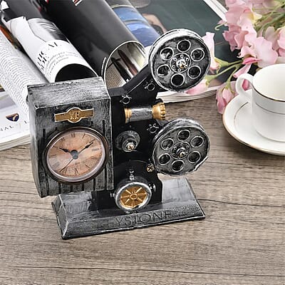Vintage Movie Projector Pattern Resin Clock (AA Battery Not Included)