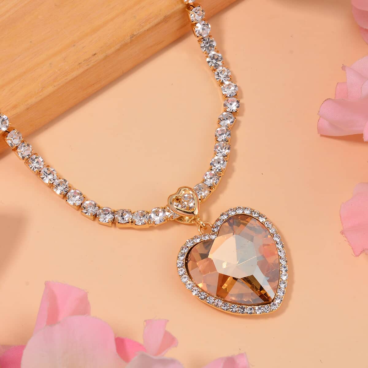 Champagne Glass and Austrian Crystal Heart Necklace 20-22 Inches in Goldtone image number 1