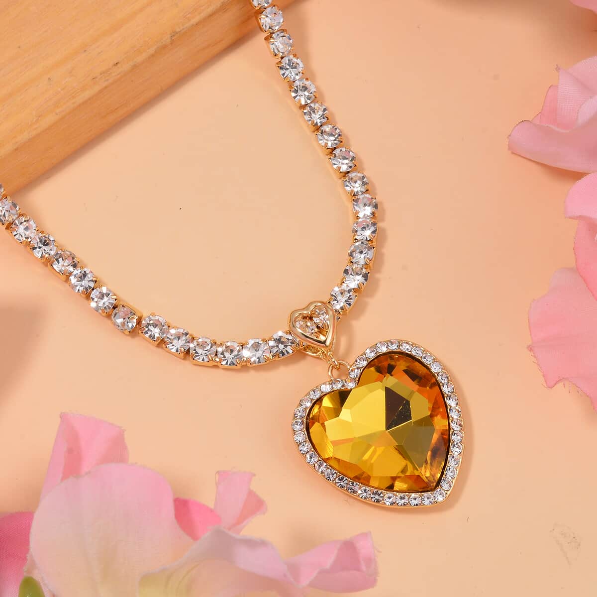 Yellow Glass and Austrian Crystal Heart Necklace 20-22 Inches in Goldtone image number 1