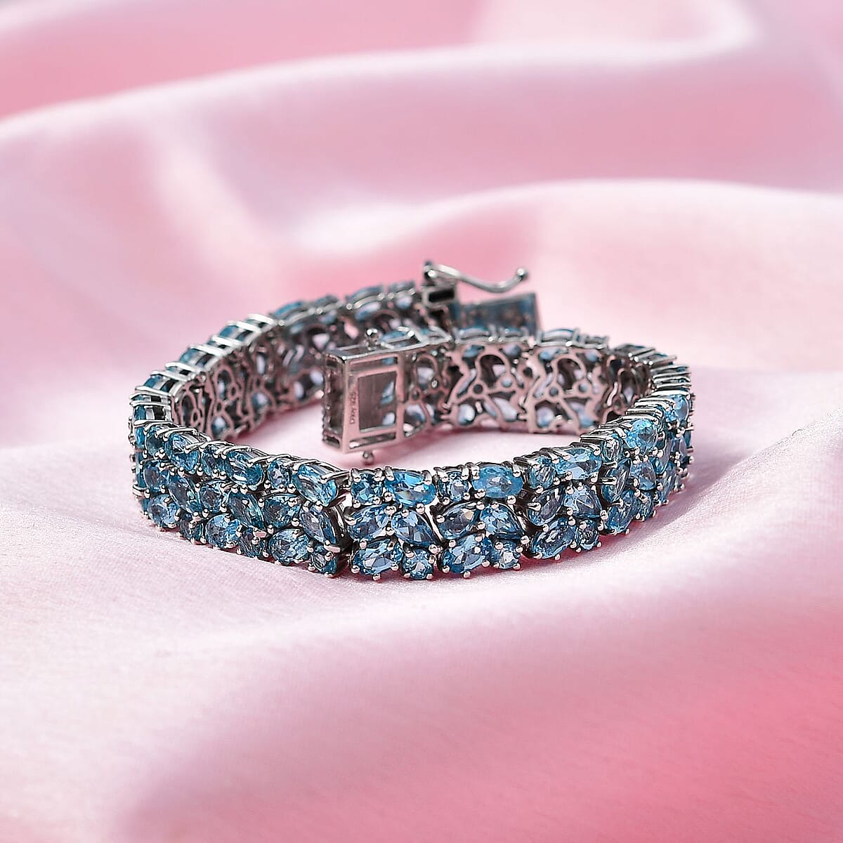 Betroka Blue Apatite Bracelet in Platinum Over Sterling Silver (6.50 In) 24.25 ctw image number 1