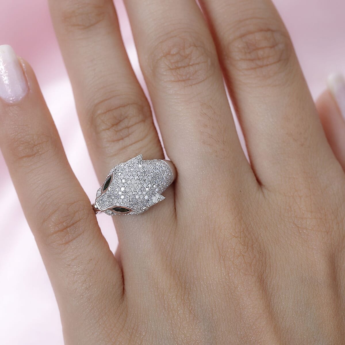 GP Chrome Diopside and Diamond Panther Head Ring in Platinum Over Sterling Silver (Size 10.0) 1.25 ctw image number 2