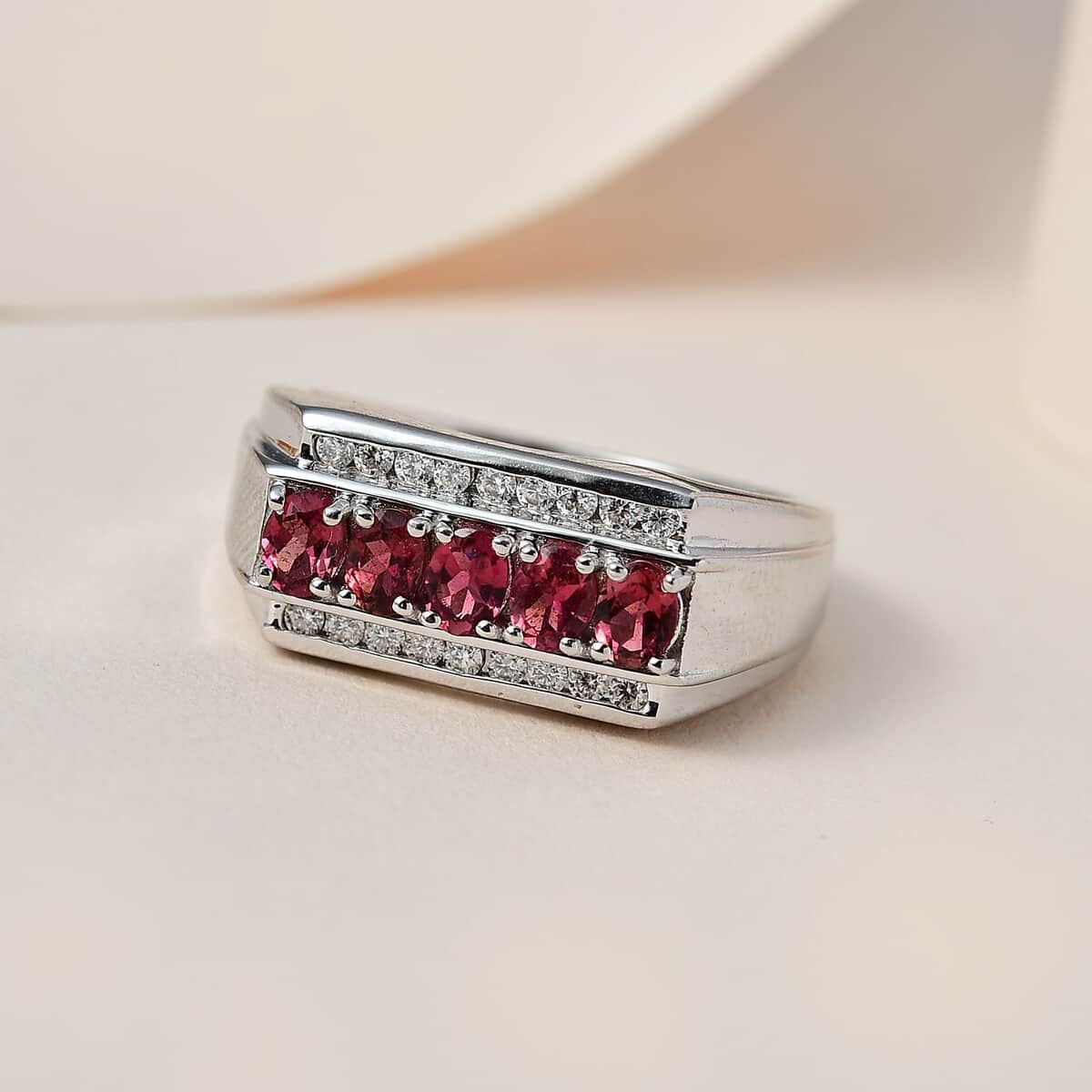 Ouro Fino Rubellite, Moissanite Men's Ring in Platinum Over Sterling Silver (Size 10.0) 1.25 ctw image number 1