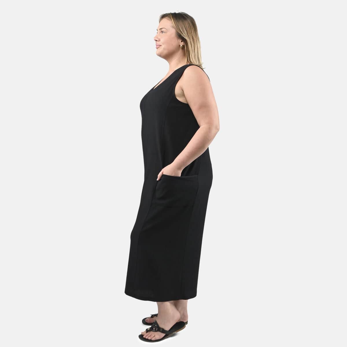 Tamsy Black Solid Textured Double Rib Knit V-Neck Jumpsuit - M image number 2