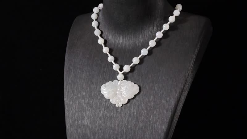 Natural Jade Carved Butterfly Necklace (20 Inches) in Rhodium Over Sterling Silver 200.00 ctw