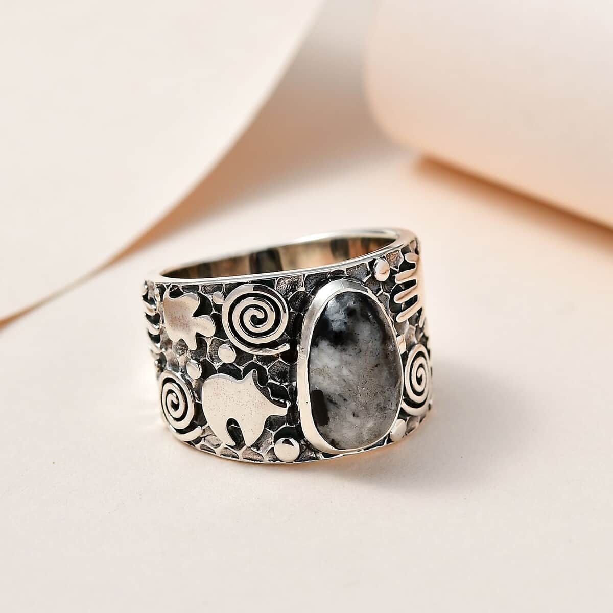 Artisan Crafted White Buffalo 5.35 ctw Cowboy Hat Ring in Sterling Silver (Size 7.0) image number 1