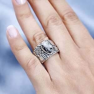 Artisan Crafted White Buffalo 5.35 ctw Cowboy Hat Ring in Sterling Silver (Size 8.0)
