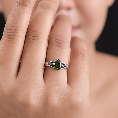 Chrome Diopside and Simulated Black Diamond 1.25 ctw Ring in Stainless Steel (Size 10.0)