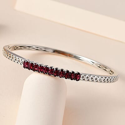Karis Orissa Rhodolite Garnet Bangle Bracelet in Platinum Bond (6.50 In) 3.15 ctw