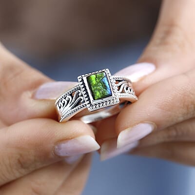 Artisan Crafted Canadian Ammolite Ring in Sterling Silver (Size 10.0)
